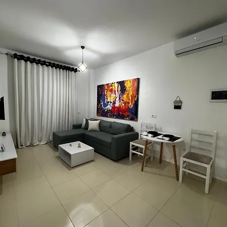 Apartment Aaron's Tirana